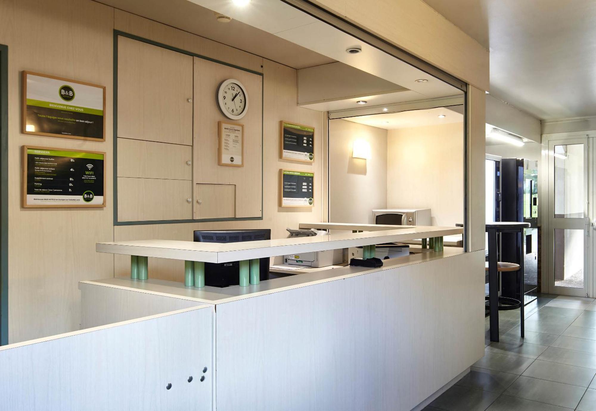 B&B Hotel Saclay Luaran gambar
